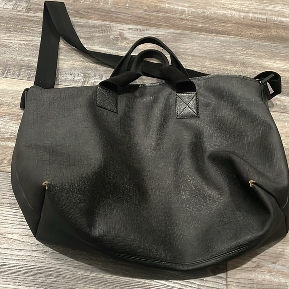 Gucci Coated Canvas Large Trademark Logo Travel Tote - Picture 4 of 10